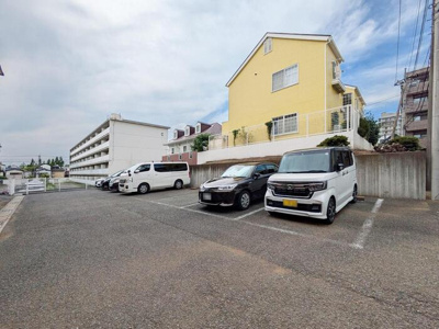 【駐車場】 | ピュアコート　(3)参番館