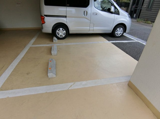 【駐車場】
