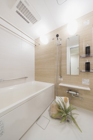 【浴室】 | パーク・リュクス神田多町