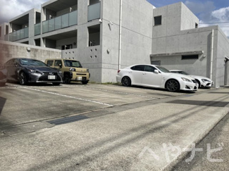 【駐車場】