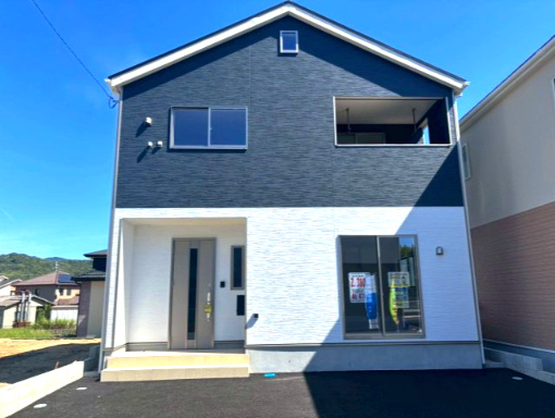 熊野町城之堀第8の外観|8号棟外観です。