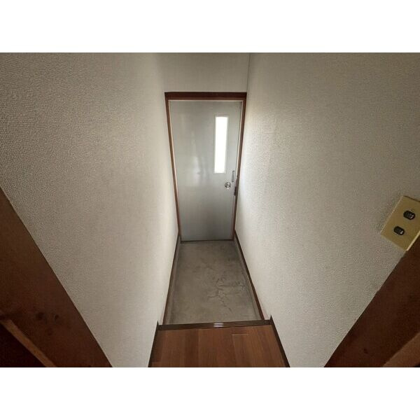 MINCA(東海市高横須賀)の玄関