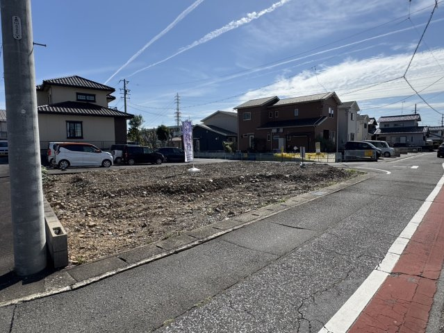 土地　生津外宮東町1丁目の前面道路含む現地写真