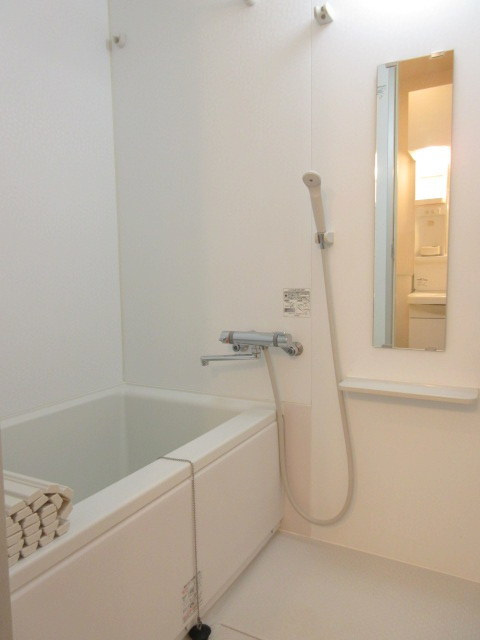 Ｎコート動坂の浴室|★浴室乾燥機付きのバスルーム★