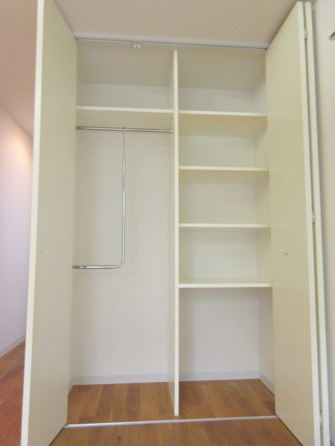 Ｎコート動坂の収納|★クローゼット★