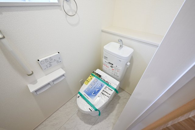 【トイレ】 | 桐生市琴平町　ブルーミングガーデン | 2階にもトイレがあるので忙しい朝も分けて使えます！