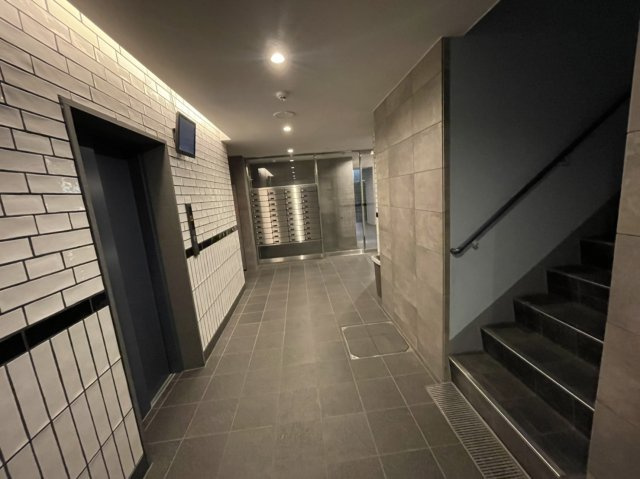 ル・ブルー鶴舞　名古屋市賃貸　仲介手数料無料のエントランス