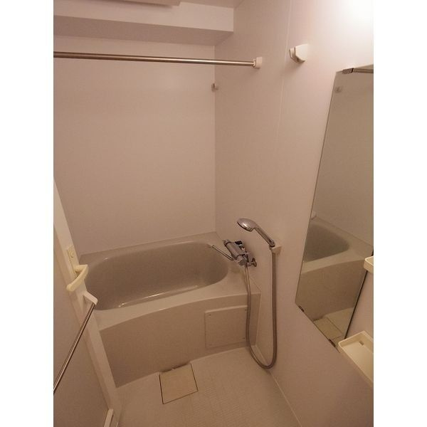 ル・ブルー鶴舞　名古屋市賃貸　仲介手数料無料の浴室