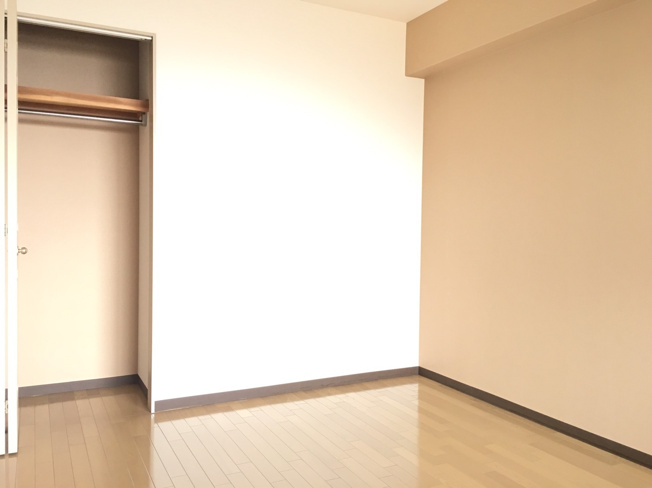 【収納】 | イングランドアヴェニュ－1番館 | 同タイプの別部屋写真です。