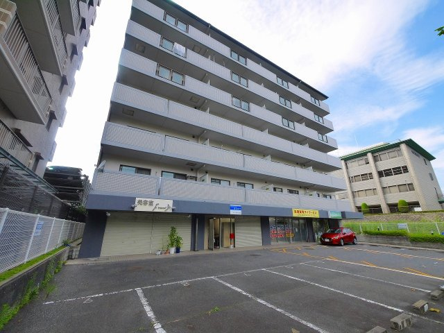 コートヒルズの外観