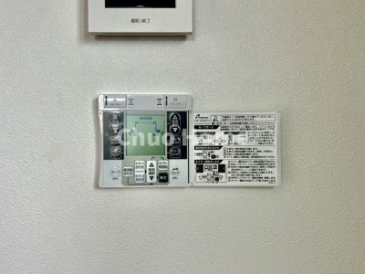 【冷暖房・空調設備】 | 葛飾区奥戸1丁目新築分譲住宅 | 【床暖房】冬は足元から暖めてくれる床暖房はエアコンとは違って埃が舞いませんので健康にも良さそうですね。