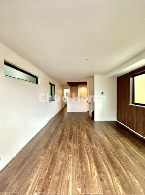 【居間・リビング】 | 葛飾区奥戸1丁目新築分譲住宅 | 【居間・リビング】「ＬＤＫは家族団らんをデザイン」広いＬＤＫでは家族が集まり一緒の時間を過ごせる工夫がされております。何気ない一日の当たり前のひとコマがいつか一生の宝物になります