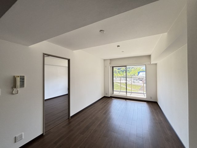 A.CITYタワーズウエスト・タワー棟の居間・リビング