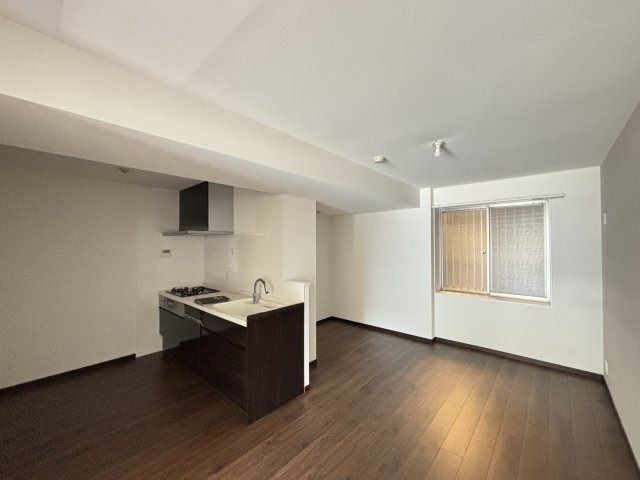 A.CITYタワーズウエスト・タワー棟の居間・リビング