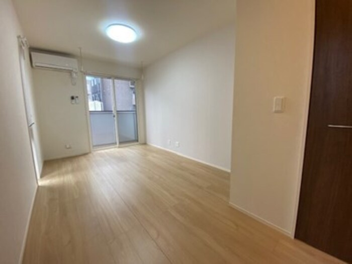 レジデンス大府駅クロスの居間・リビング