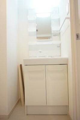 リブリ・蘇我の独立洗面台|使いやすい洗面所です