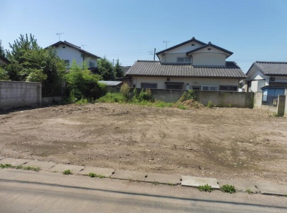 伊勢崎市田部井町1丁目　売地の外観