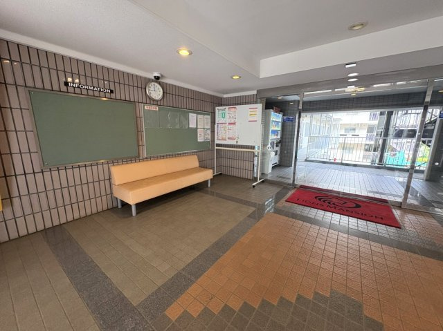 ライオンズガーデンつきみ野東のエントランス|エントランス