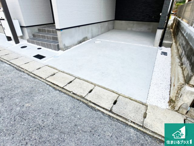 神戸市西区今寺　第1期　新築一戸建ての駐車場|駐車スペース！散水栓があるので、こまめに愛車を洗えます！