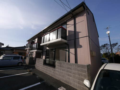 熊本市南区八分字町のアパート
