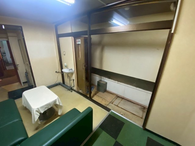 今本町 エクセレントビル 居抜店舗の内装