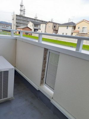 【バルコニー】 | カトル・セゾン | 暖かな日差しのふりそそぐバルコニー