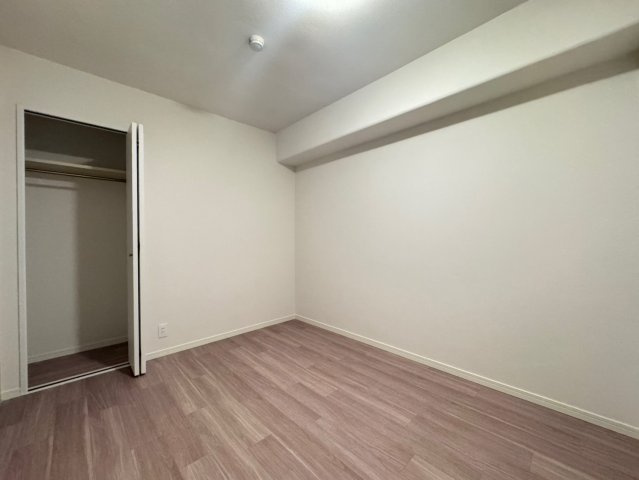 ＪＲ・近鉄・地下鉄「京都」駅徒歩５分◆令和７年４月リフォーム完了◆アパガーデンコート京都駅前の洋室|洋室　クローゼット