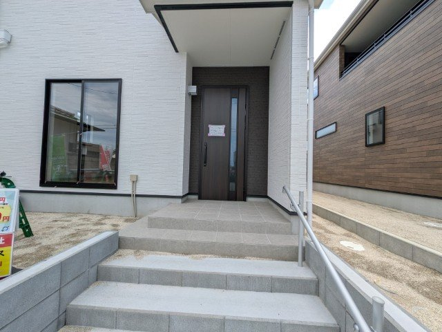 【新築戸建】　いわき市郷ケ丘4期の駐車場|1号棟写真　舗装された駐車場がついています
