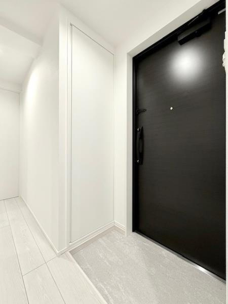 コンポジット渋谷初台の玄関