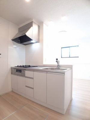 【キッチン】 | マ・メゾンⅠ | コンパクトなキッチンで掃除もラクラク