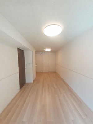 【居間・リビング】 | パピーⅡ | こちらのリビングで趣味の時間をお楽しみください