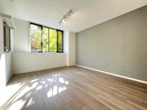 セントラルパーク・ウエストD棟の居間・リビング