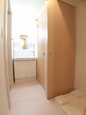 【洗面所】 | Ｆｕｍｉ | 忙しい朝には欠かせない洗面所です