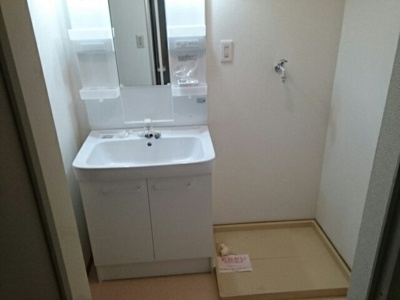 【洗面所】 | レフィナード吹上 | 脱衣スペースもあります