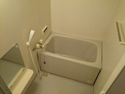 【浴室】 | レフィナード吹上 | きれいなお風呂です