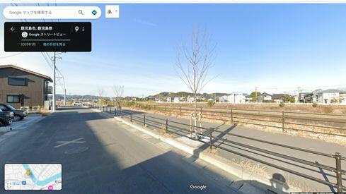 【前面道路含む現地写真】