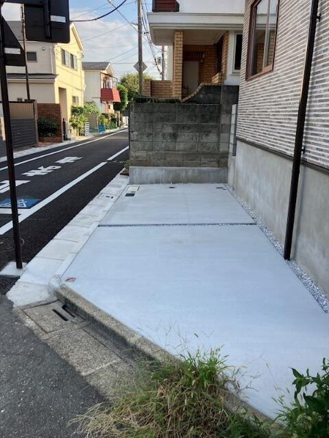 ソレイユ井荻の駐車場|敷地内駐車場 