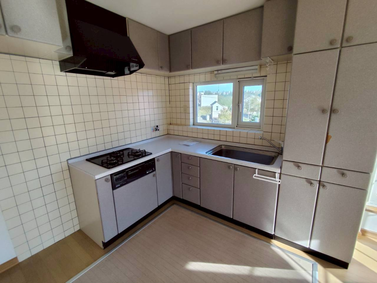 富士見3-11-33貸家のキッチン