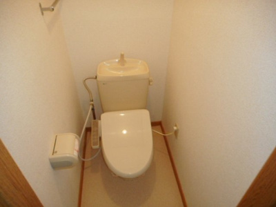 【トイレ】 | カーサ・エスト内原 | 清潔感のあるトイレです