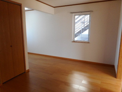 【居間・リビング】 | カーサ・エスト内原 | ゆったり過ごせるリビングです