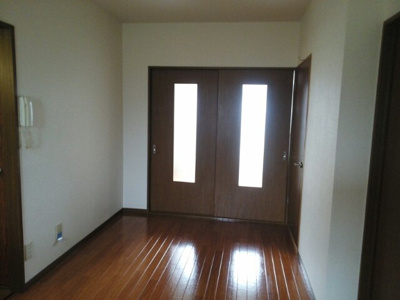 【居間・リビング】 | プロムナード菖蒲Ⅰ | 物件の内装です