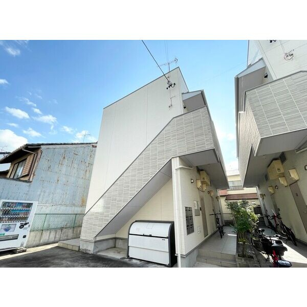 le　cocon(ルココン)　名古屋市賃貸　仲介手数料無料のエントランス