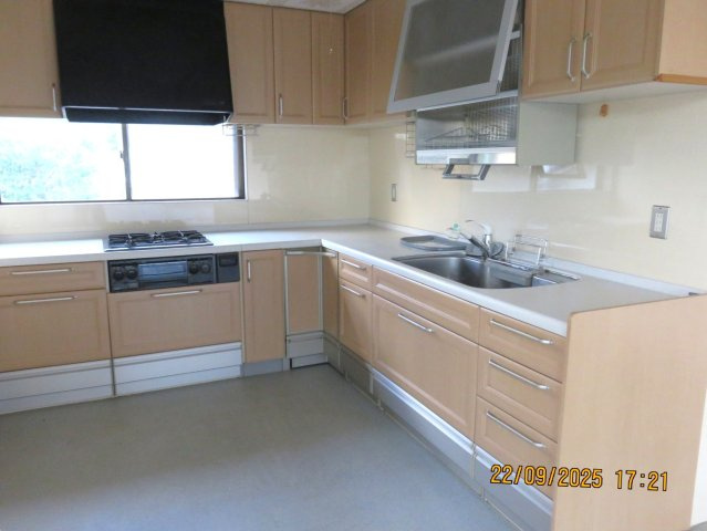 　☆ 岐阜市中川原の事務所・倉庫付住居 ☆のキッチン