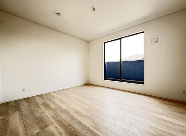 【洋室】 | 新座市畑中2丁目　新築一戸建住宅　全9棟　(志木本店) | 洋室7帖／
住宅性能表示制度において5分野7項目でMAX等級取得