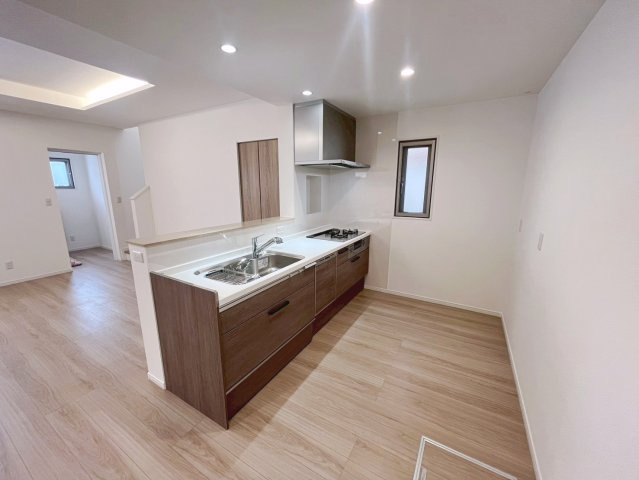 クローバーエース嘉手納屋良Ⅱ　1号棟のキッチン
