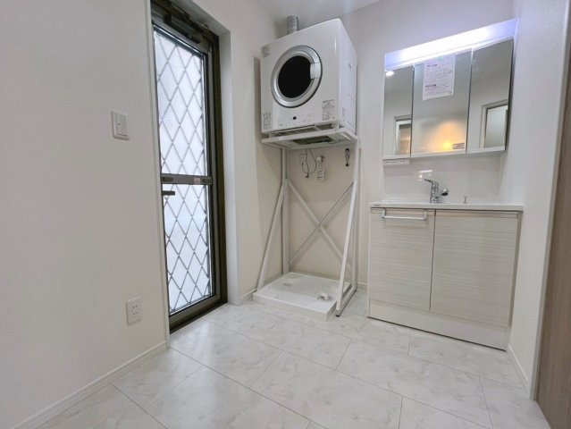 クローバーエース嘉手納屋良Ⅱ　1号棟の内観：施工例|※同建築会社施工参考写真となります。