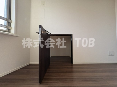 【収納】 | クラッシィハウス浜田山 | 7F　洋室5.7帖　収納①