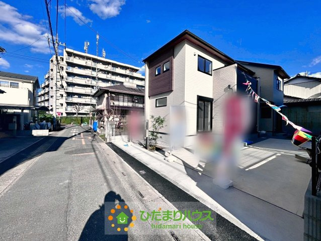 幸手市中４丁目　新築一戸建ての駐車場|2025/10/28 撮影