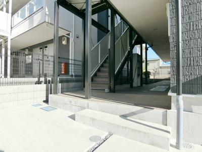 【エントランス】 | リブリ・メゾンエイト