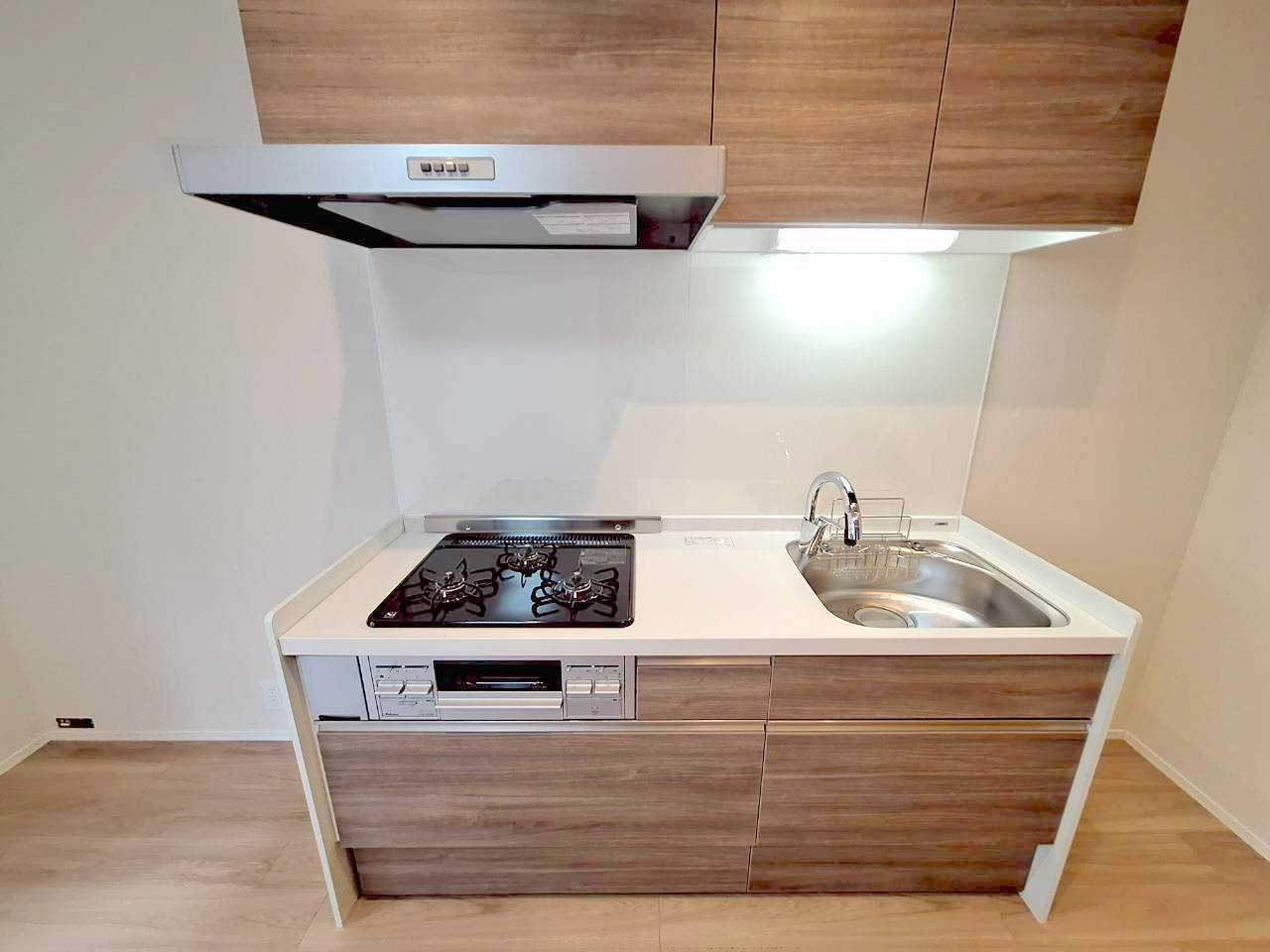 Ｋａｌａｎｃｈｏｅ　カランコエのキッチン|★グリル付きガス３口システムキッチン★